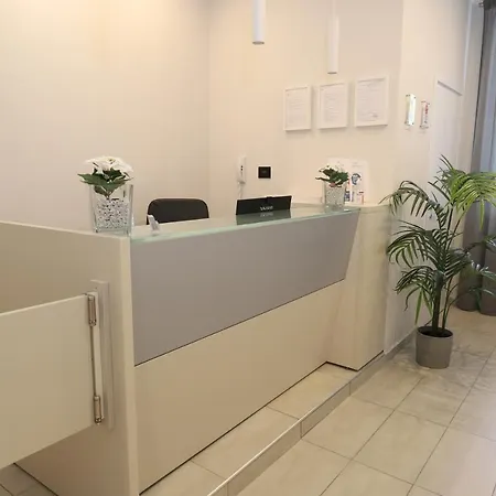 Cadorna Luxury فندق *